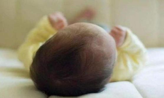 5个月宝宝后脑勺睡平了怎么纠正,5个月宝宝后脑勺扁平怎么办