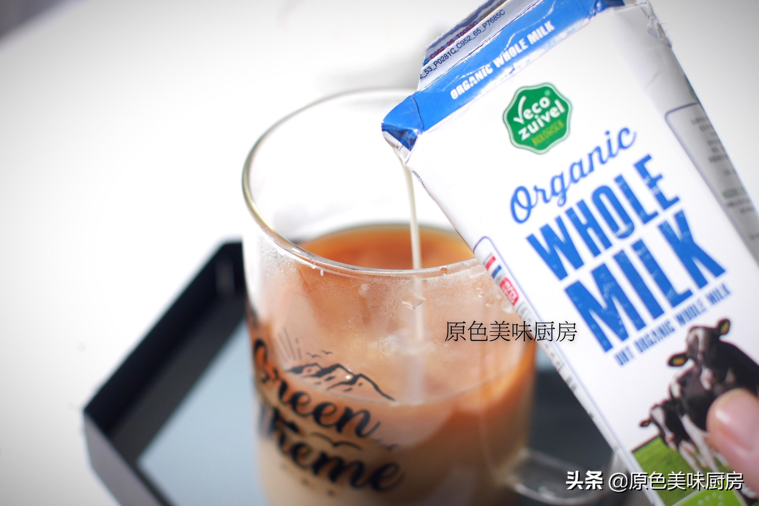 在家做奶茶教程简单又好喝,自己在家做奶茶做法教程