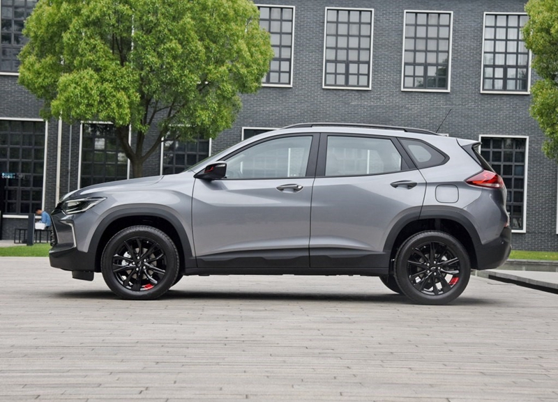 雪佛兰创酷2021款325t自动挡高配,雪佛兰创酷2022款四缸落地多少钱