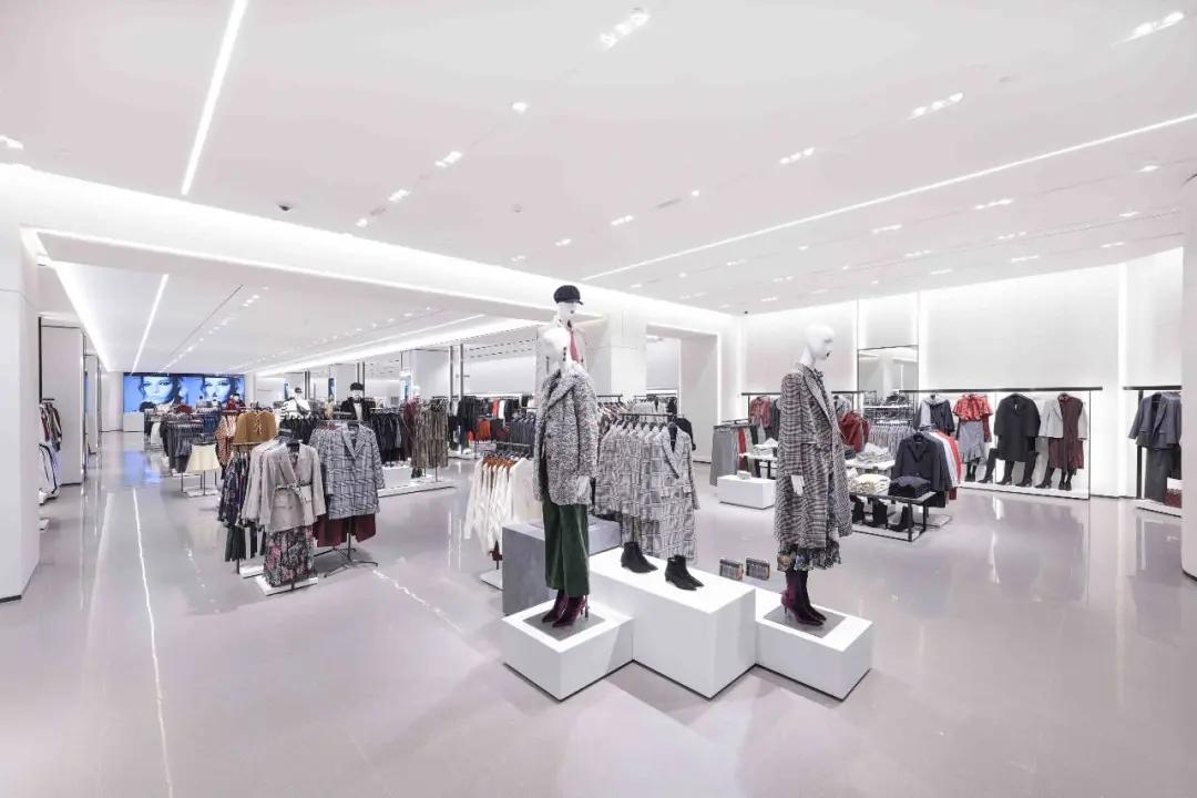 维秘、GAP…香港快时尚品牌掀关店潮受疫情影响还是另有原因？