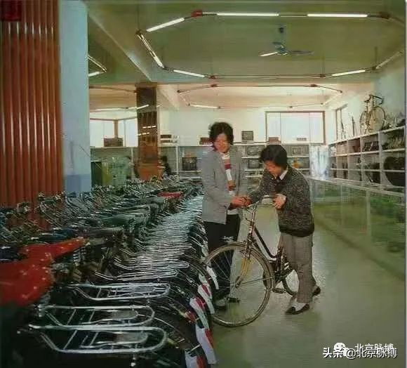 记忆中的北京绘画,这些画最能还原真实的老北京