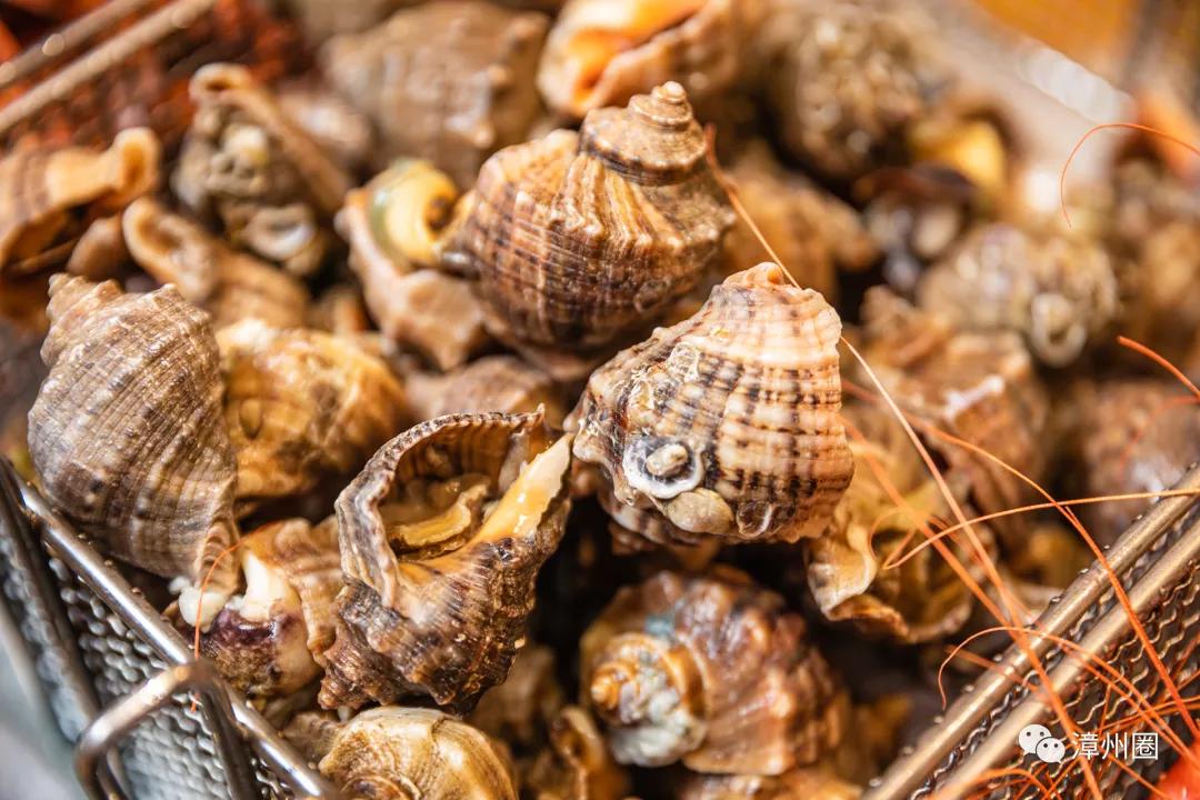 小龙虾海鲜自助烤肉,这家自助餐性价比超高