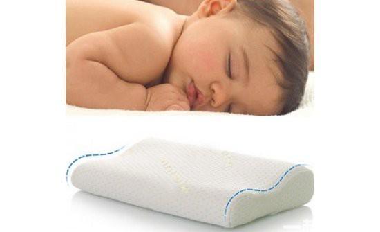 一周的宝宝睡什么样的枕头好,婴儿要睡什么样的枕头比较好呢