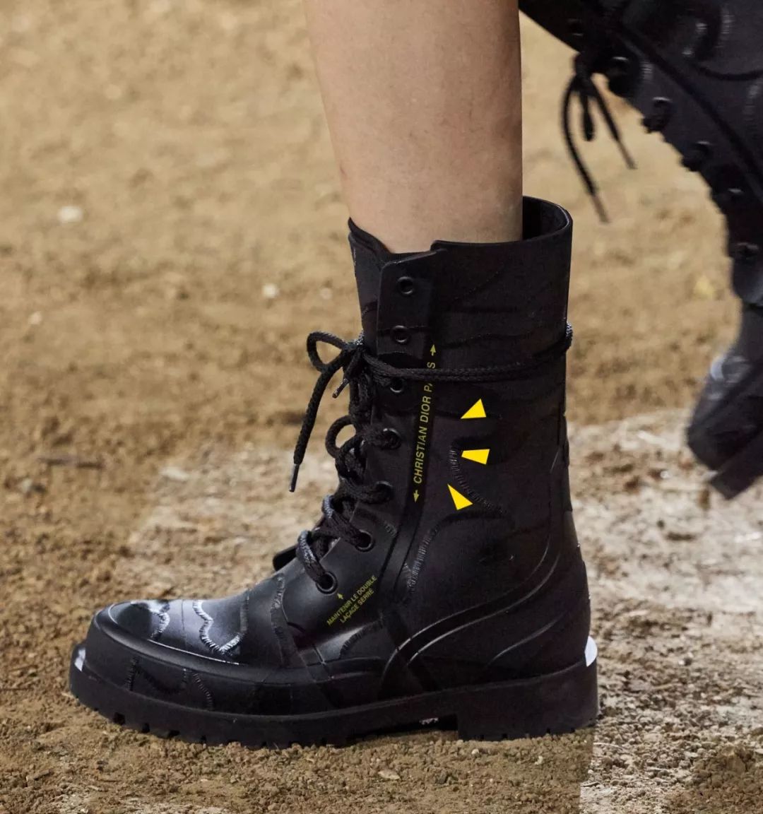 dior值得买的马鞍包是哪款,dior最好的十款包