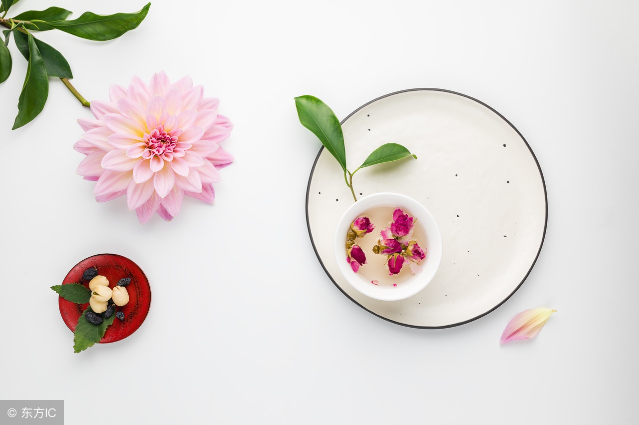 长斑黑眼圈气色不好？疏通气血，拯救初老少女！