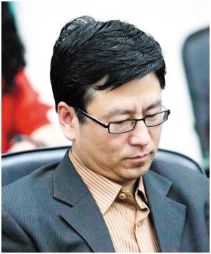 白岩松：多次被骂，曾患抑郁险自杀，今又因国籍风波被儿子“坑”