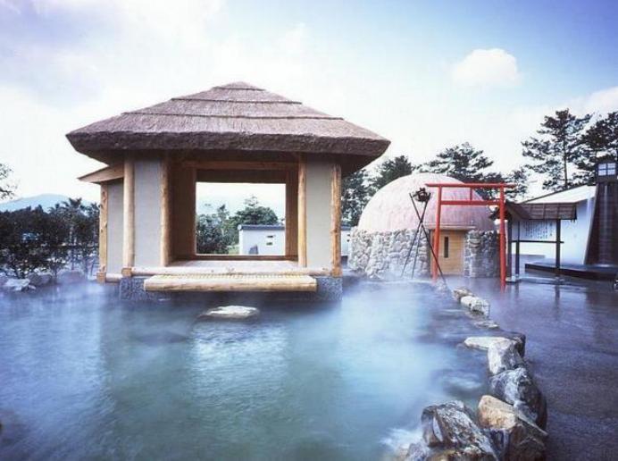 长期温泉游泳的注意事项,冬季泡室外温泉注意事项