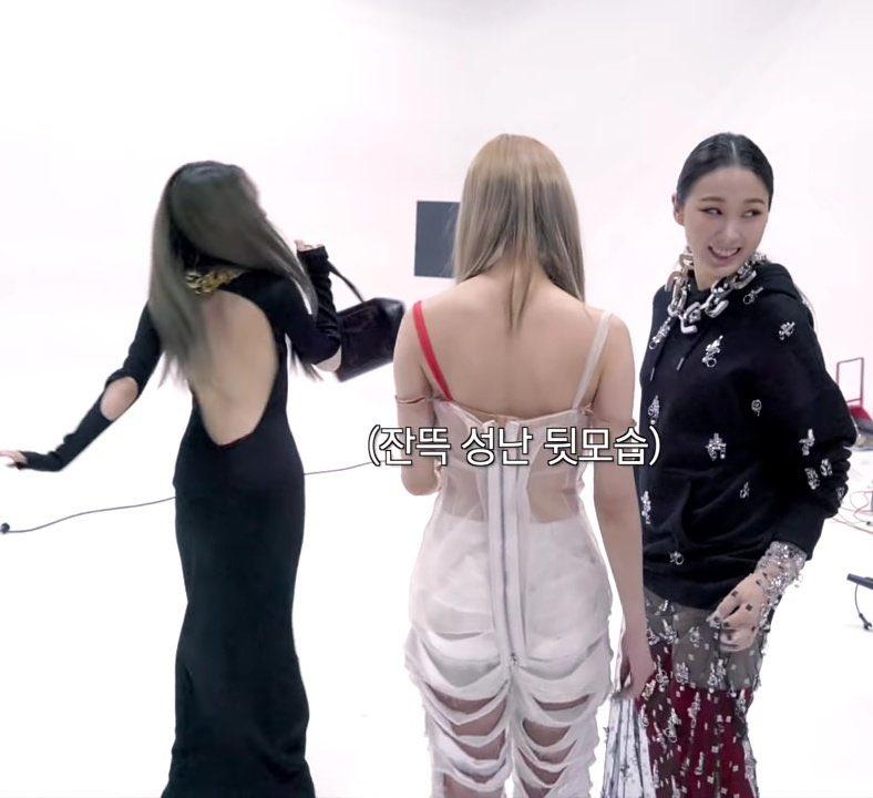 韩网炸了！女团成员工作时疑被*拍偷**裙底，6秒“作案”视频疯传…