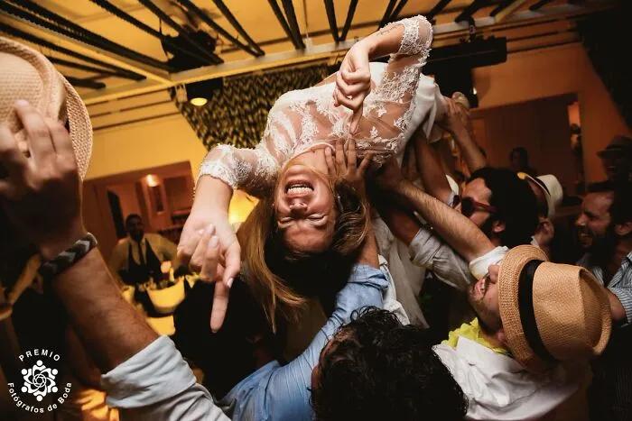 100寮犳渶鏂拌幏濂栧绀肩収,33涓幏濂栫殑濠氱ぜ鐓х墖瀹屽叏鍚稿紩鐪肩悆