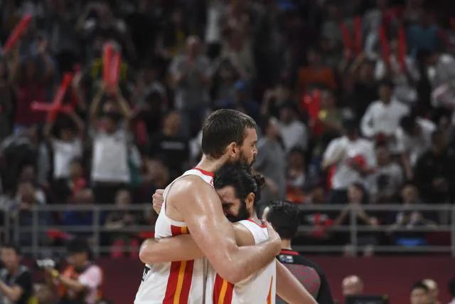 来了来了来了来了,来了来了他们真的来喽