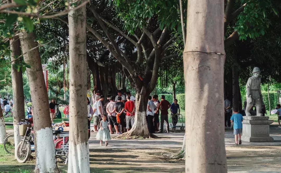 鍥烘垗杩欓噷鍝噷鏈夊ソ鐜╃殑,鍥烘垗鐮佸ご杩欓噷娴蜂笂鏄粈涔堟ˉ