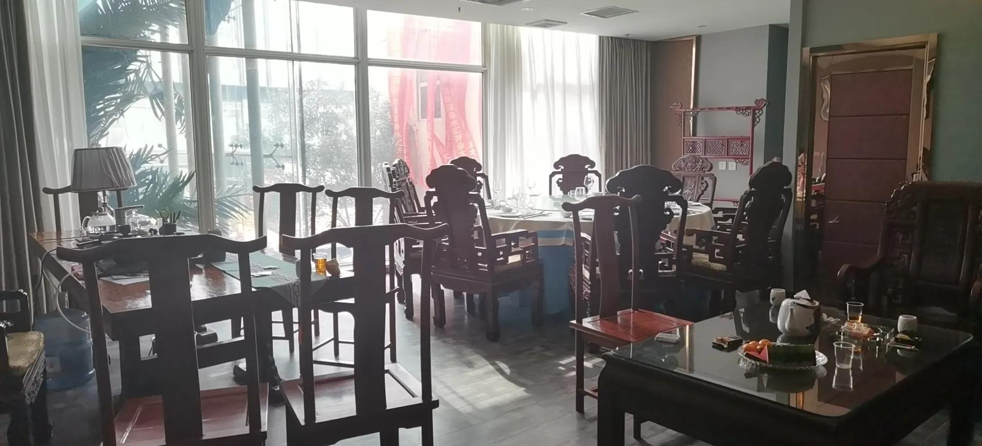 汤臣温泉水汇中心广场,郑州汤臣温泉水汇