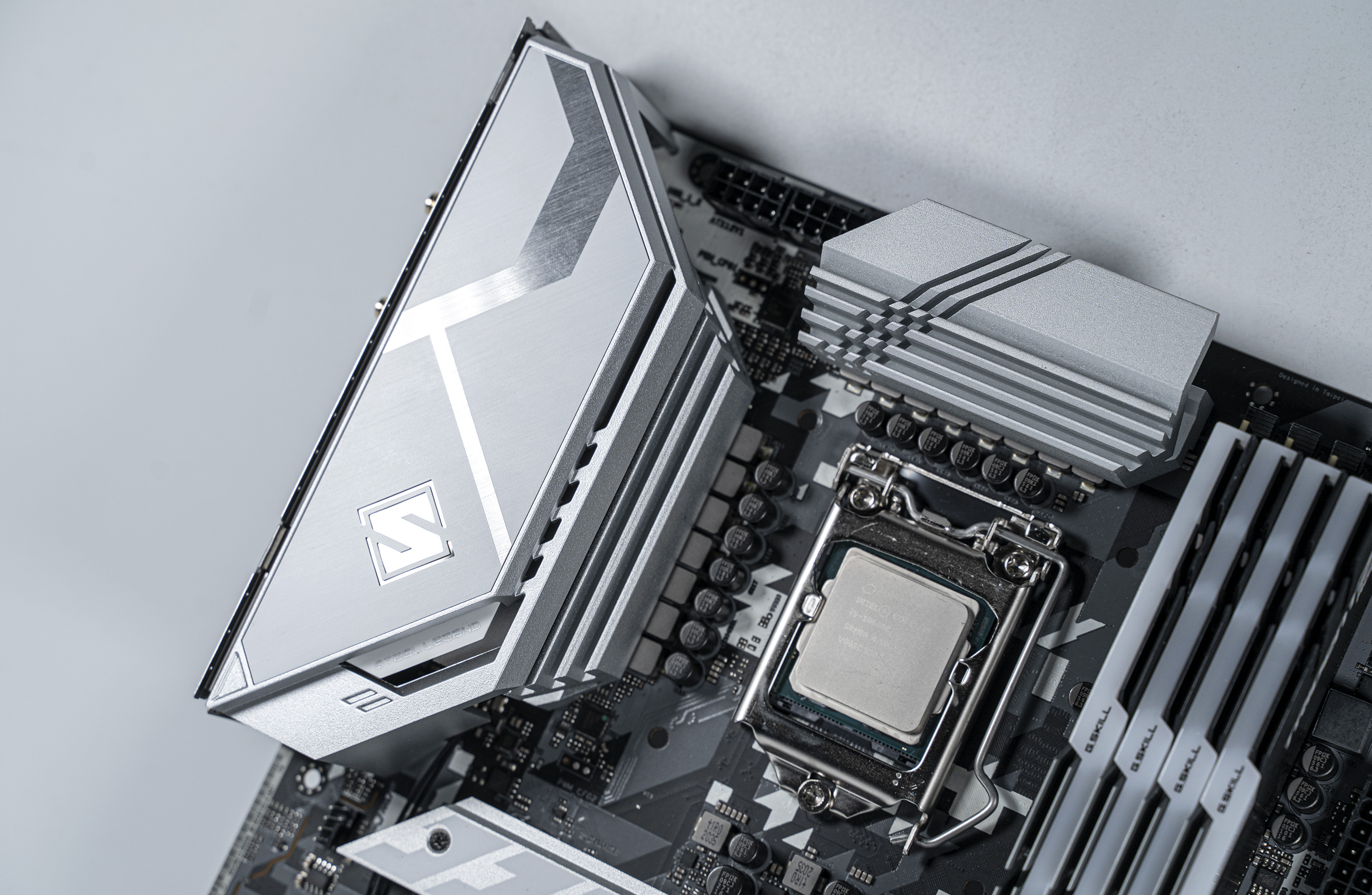 华擎z590钢铁传奇wifi6,华擎z590钢铁传奇开箱视频