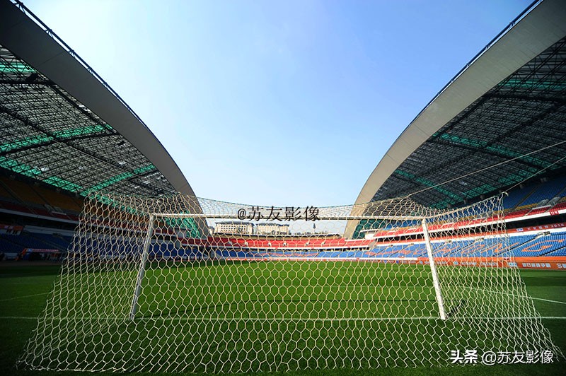 重庆奥体中心体育场简介,重庆奥体中心体育场篮球