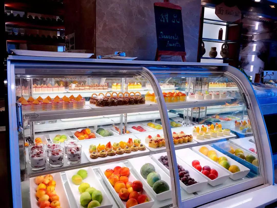 人均200的五星级酒店自助餐,金沙滩希尔顿自助餐138元