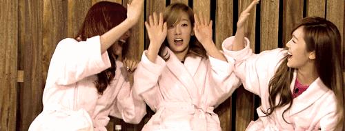 眼霜小棕瓶和兰蔻,用了怡丽丝尔眼霜眼纹更明显