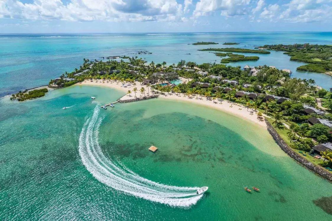 塞班岛和帕劳岛哪个好玩,马代帕劳最美的海岛