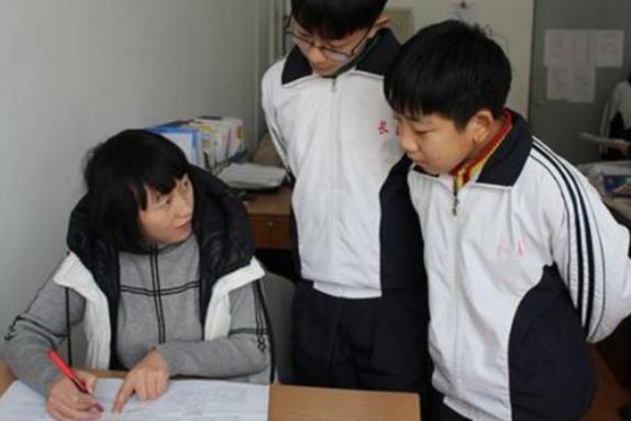 教育部下发通知，中文水平分为“三等九级”，网友：出题很幽默