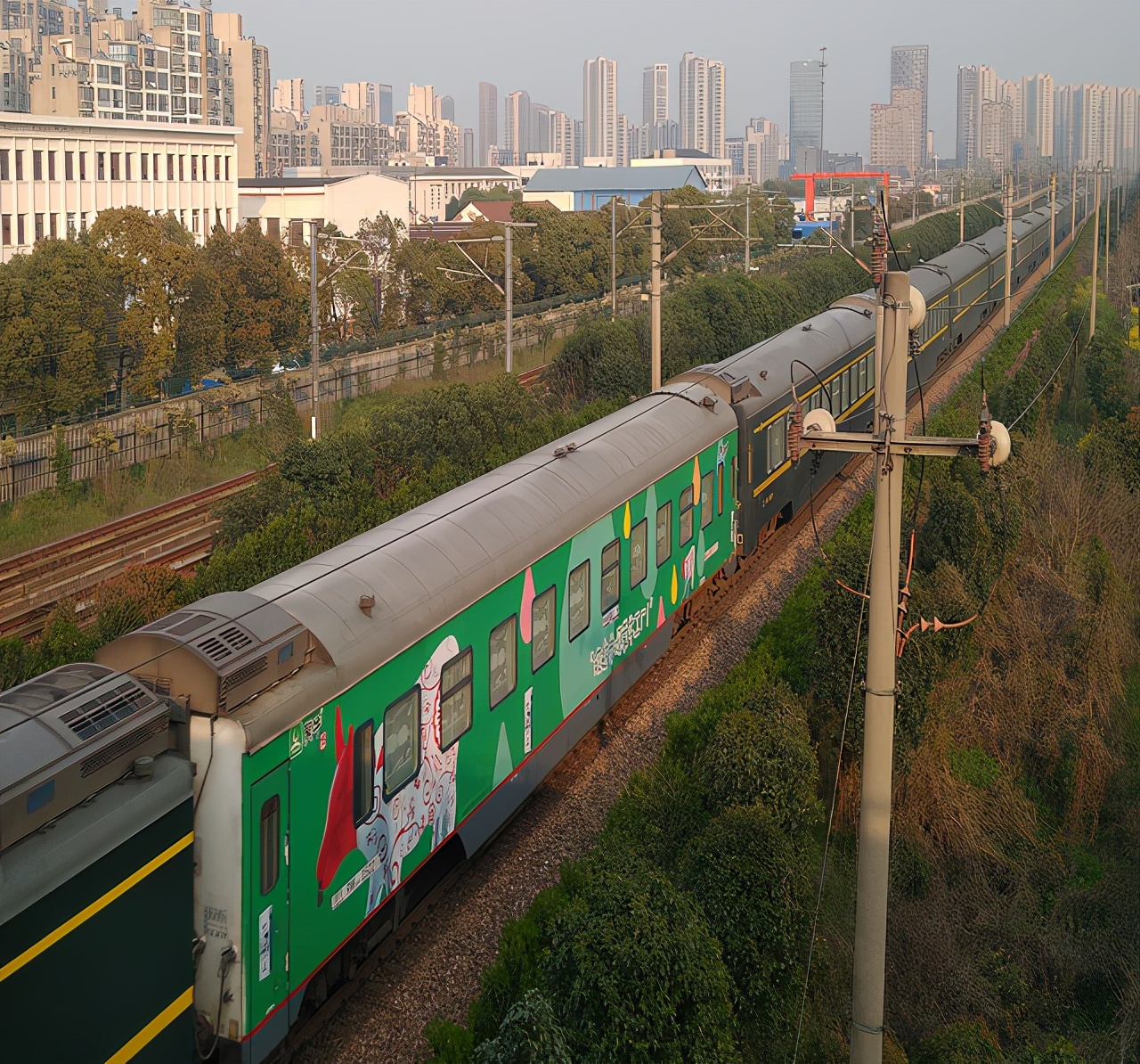 中国高铁建造费用,中国高铁花费总金额