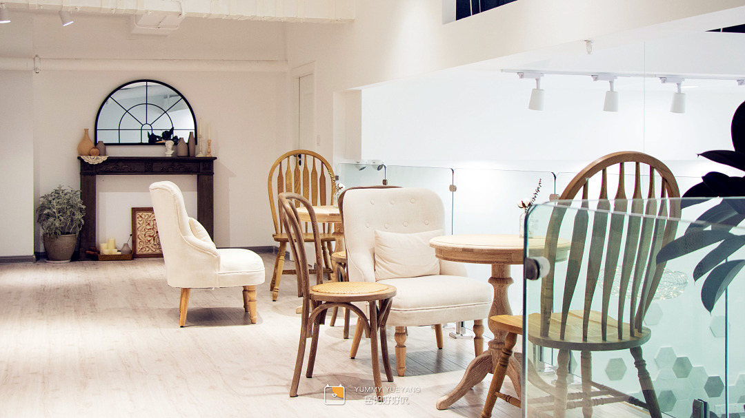 不限量的千层蛋糕全城狂送，挑战岳阳本土烘焙霸权的小苹果来啦