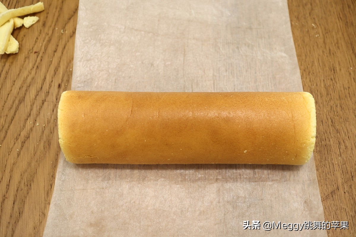 蛋糕卷不塌陷的方法,蛋糕卷怎样不开裂