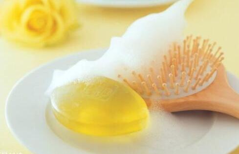 后背长痘怎么内调好,后背长痘痘喝什么内调真实有效