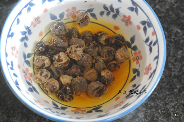 黑米球做法步骤,黑米球的做法