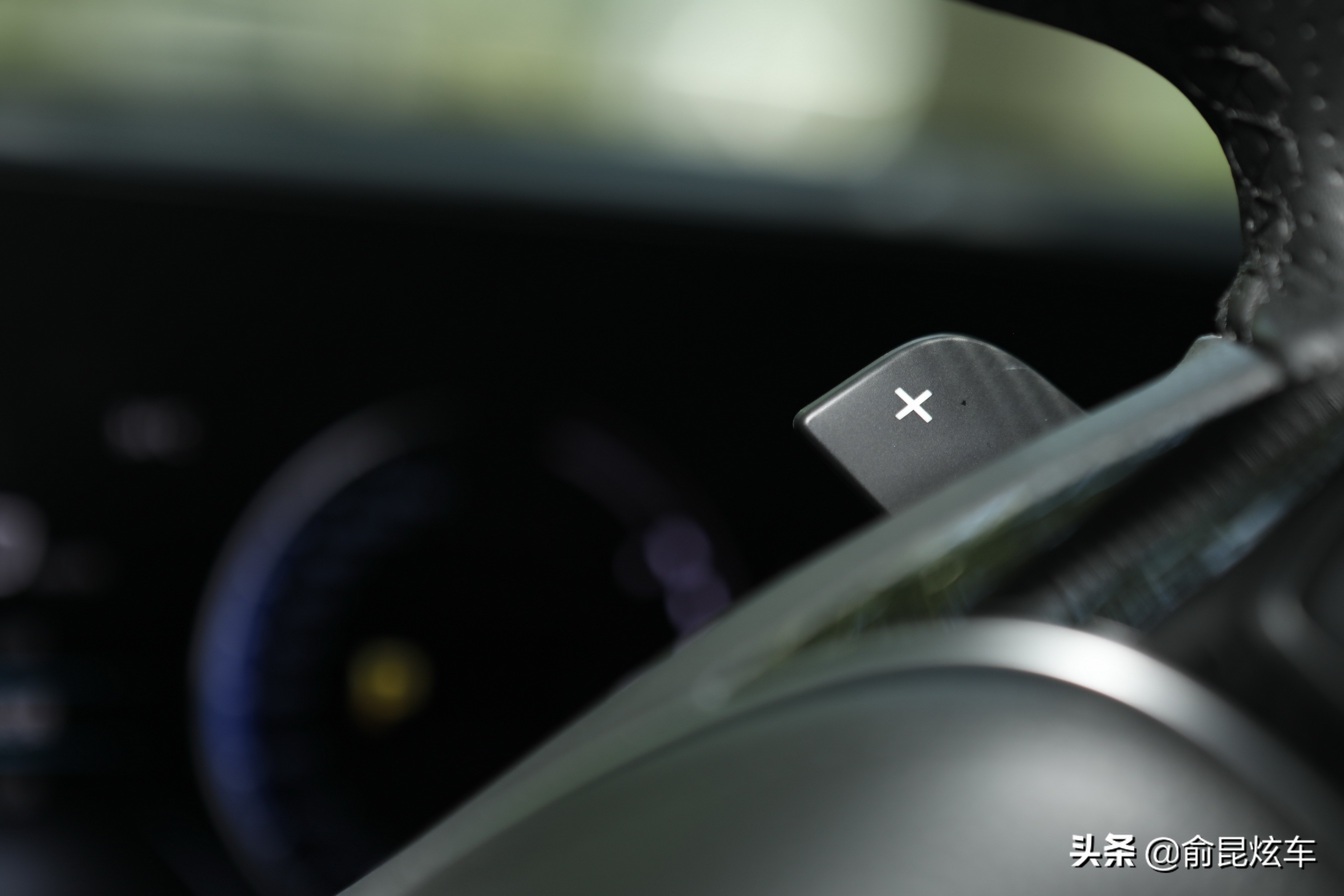 福特领裕6座尊领型评测,江铃福特领裕五座空间实测