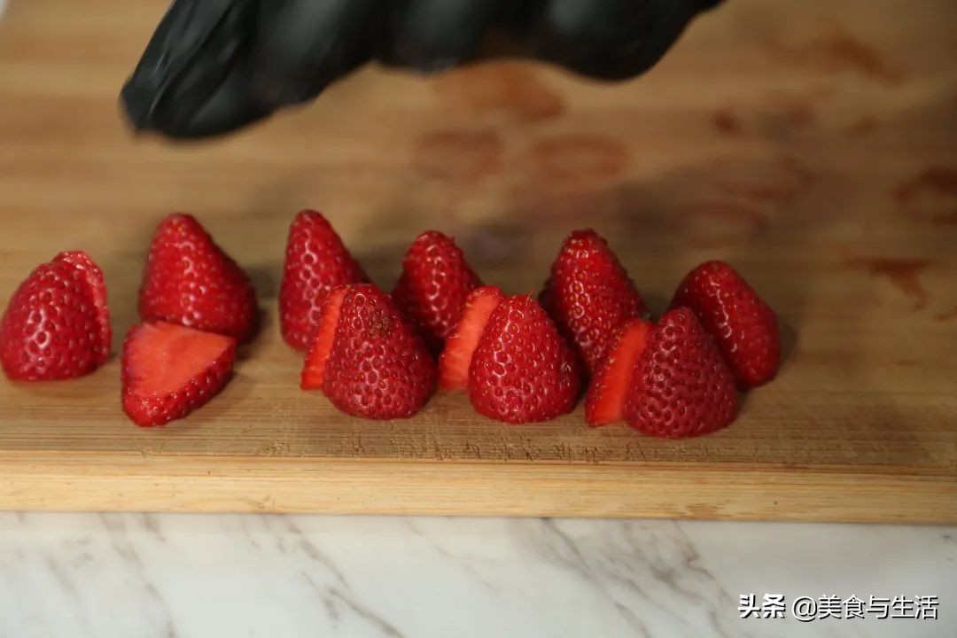 草莓奶油蛋糕教程来了你学会了没,韩国草莓蛋糕