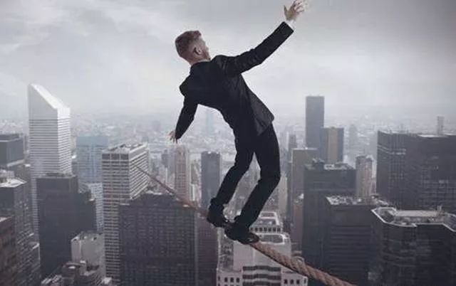 深蓝保保险公司为啥一直在招人,保险公司一直招人背后有什么套路