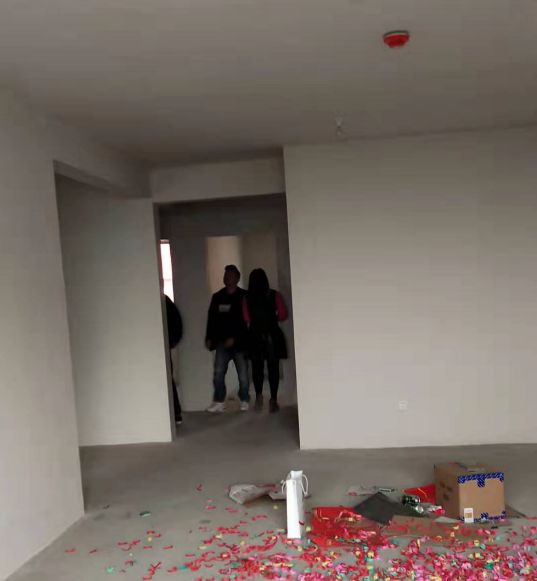 金桂十月芳香四溢，恭祝中安鸣翠苑业主开工大吉