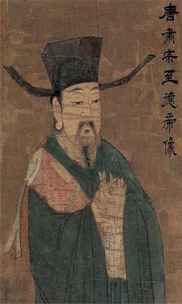 唐玄宗亲自为儿子穿黄袍加尊号，为何还被赶入太极宫孤独愤恨辞世