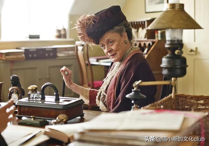 玛吉史密斯同意饰演麦格教授,玛吉史密斯谈麦格