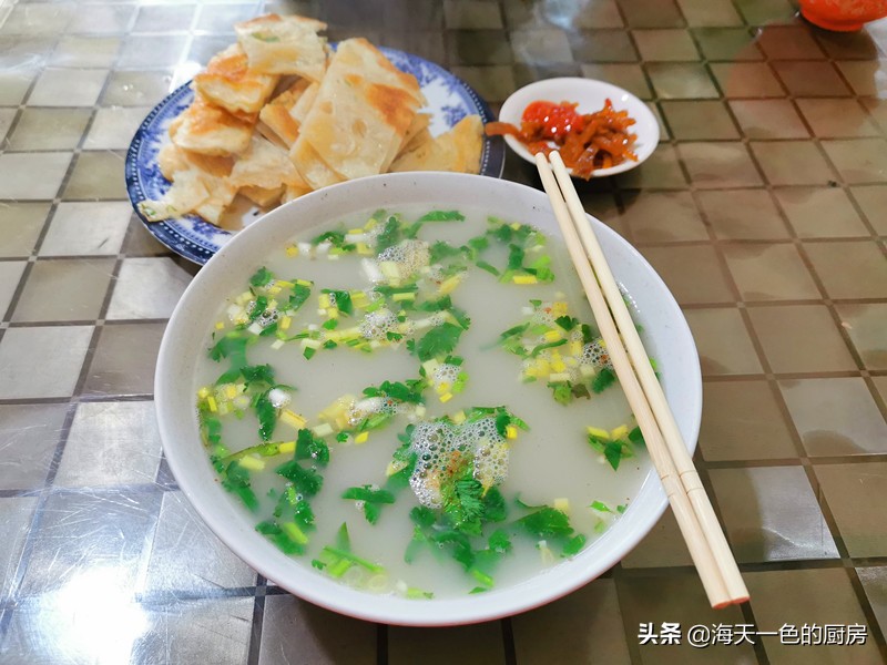 吃过最好吃的早餐羊汤,下雪天做两碗羊肉汤暖心又暖胃