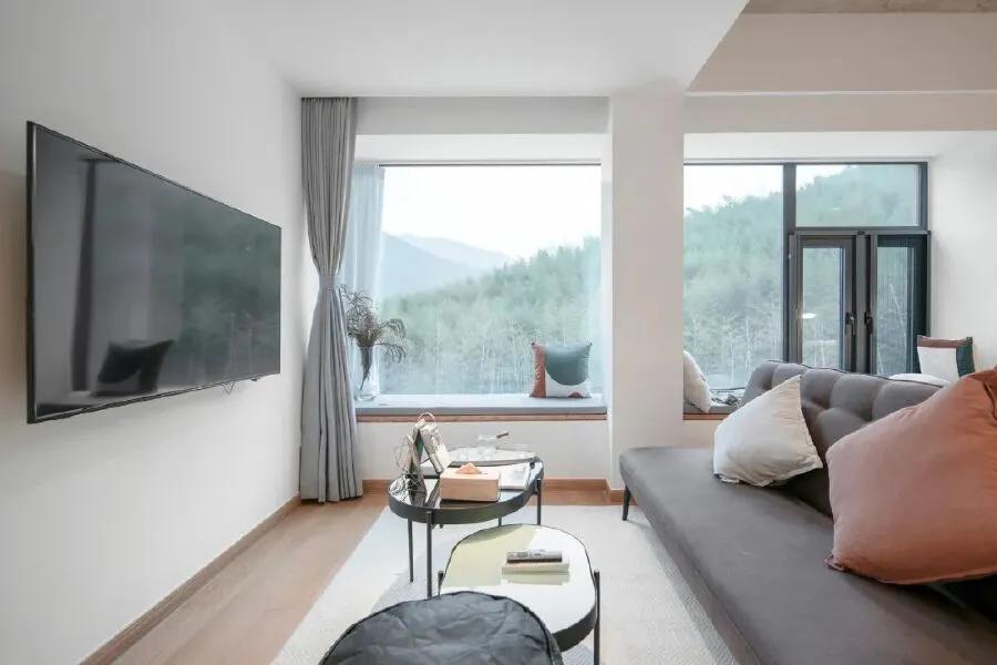 吹过「民宿」的晚风,许你一场野奢山村的美梦