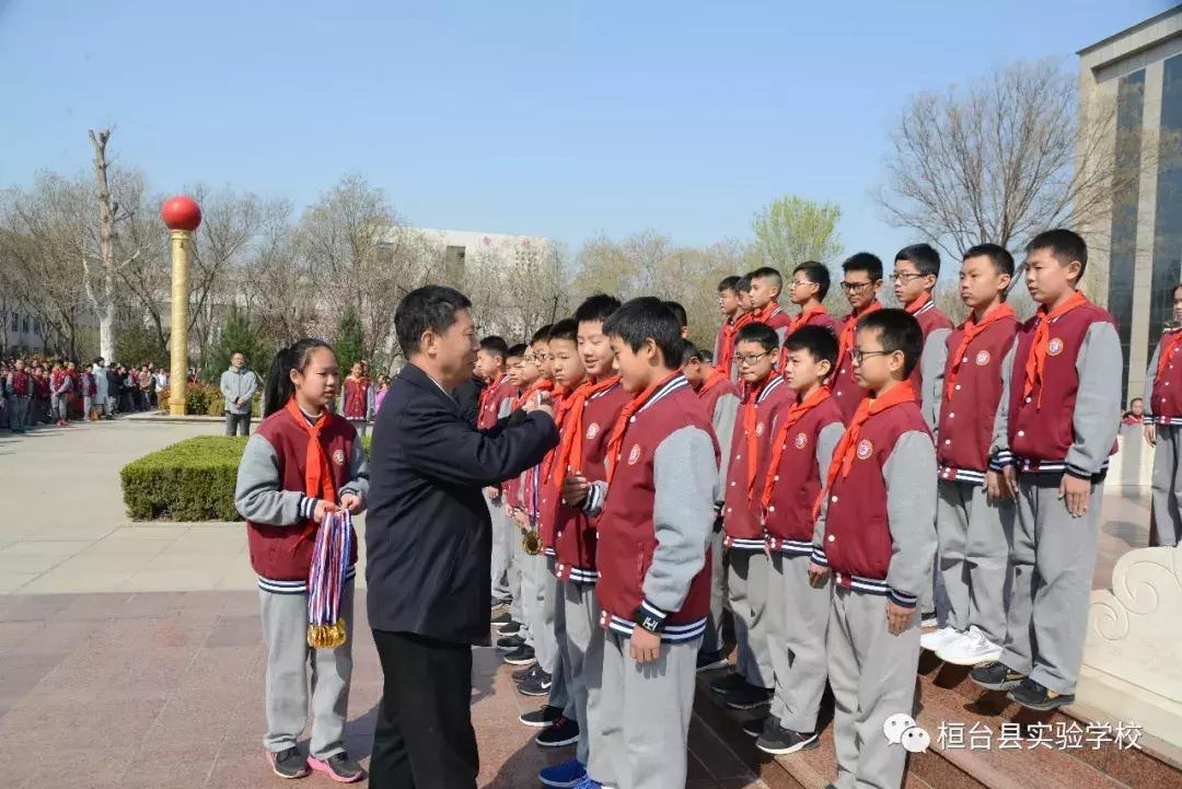 球场论英雄——中学部足球篮球班级联赛成绩公布