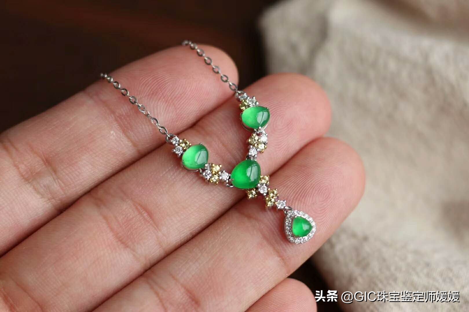 显瘦锁骨链推荐,夏天穿戴什么样的锁骨链有质感