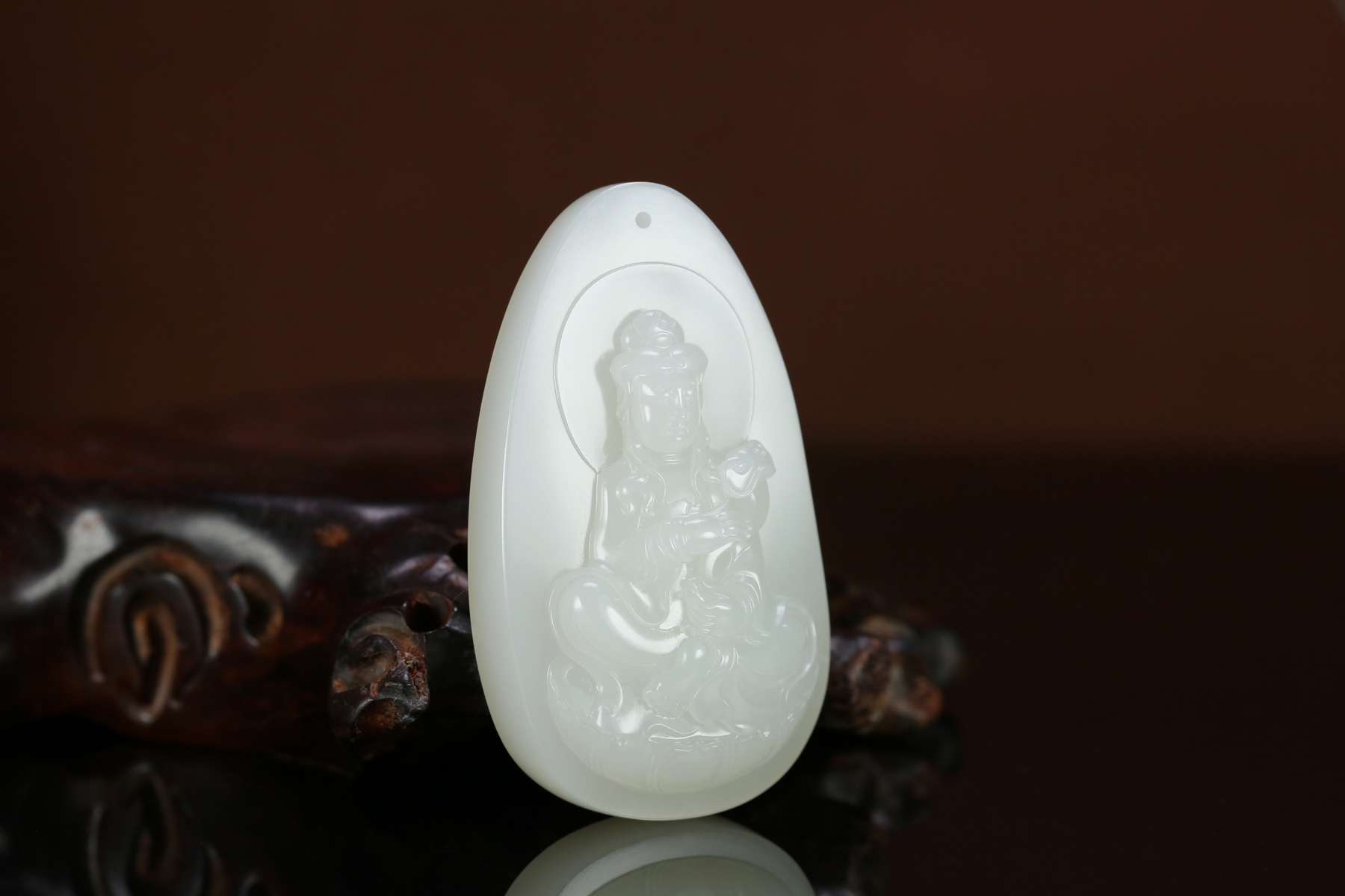 和田玉机工雕刻和手工雕刻的区别,和田玉雕刻和不雕刻