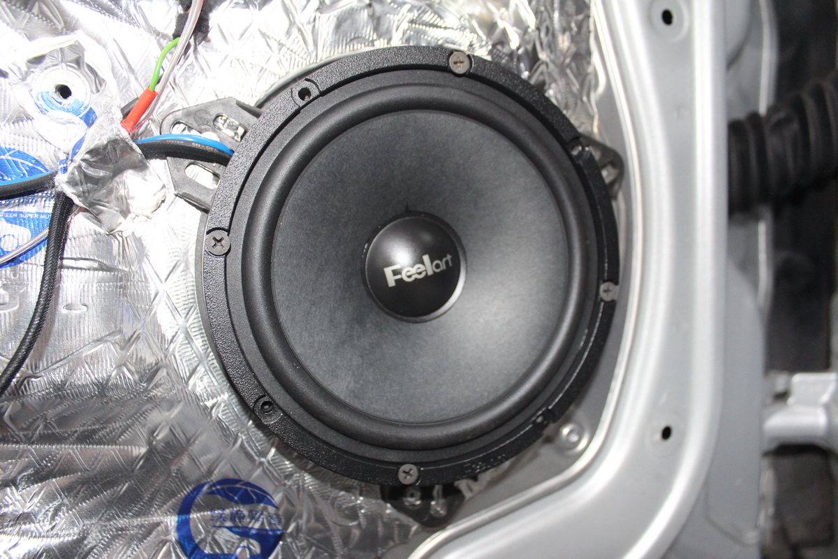 15款奔驰glk300无损升级音响,奔驰glk300用的什么音响