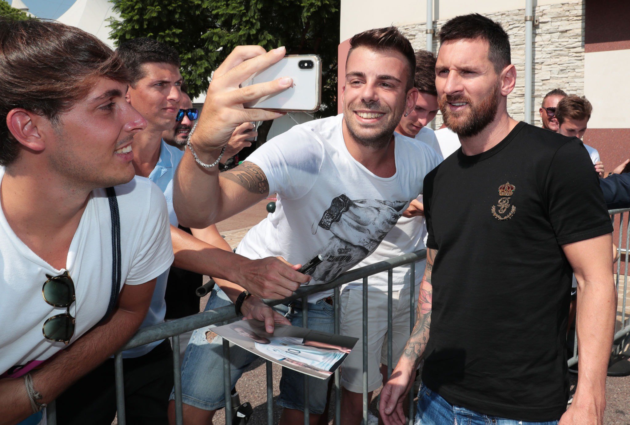 巴萨梅西黑暗时刻,巴萨喊梅西