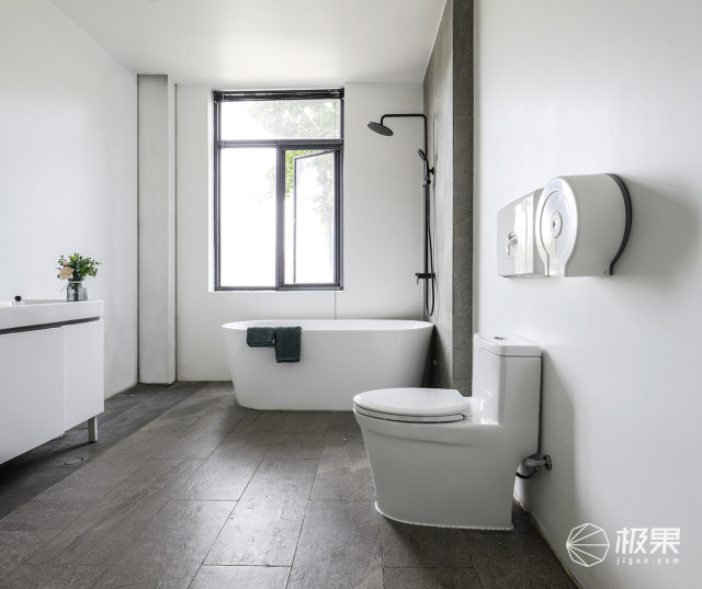 如厕冲水,厕所冲水便捷