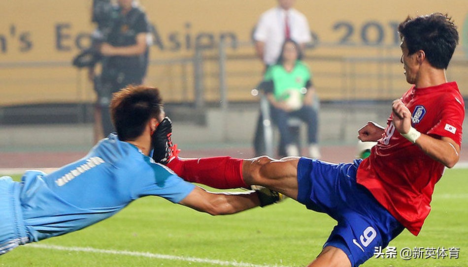 c罗遭球迷挑衅辟谣,c罗被观众嘲讽