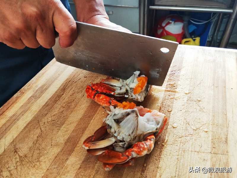 “死螃蟹”上餐桌，被一抢而光，渔家乐老板道出了一个秘诀