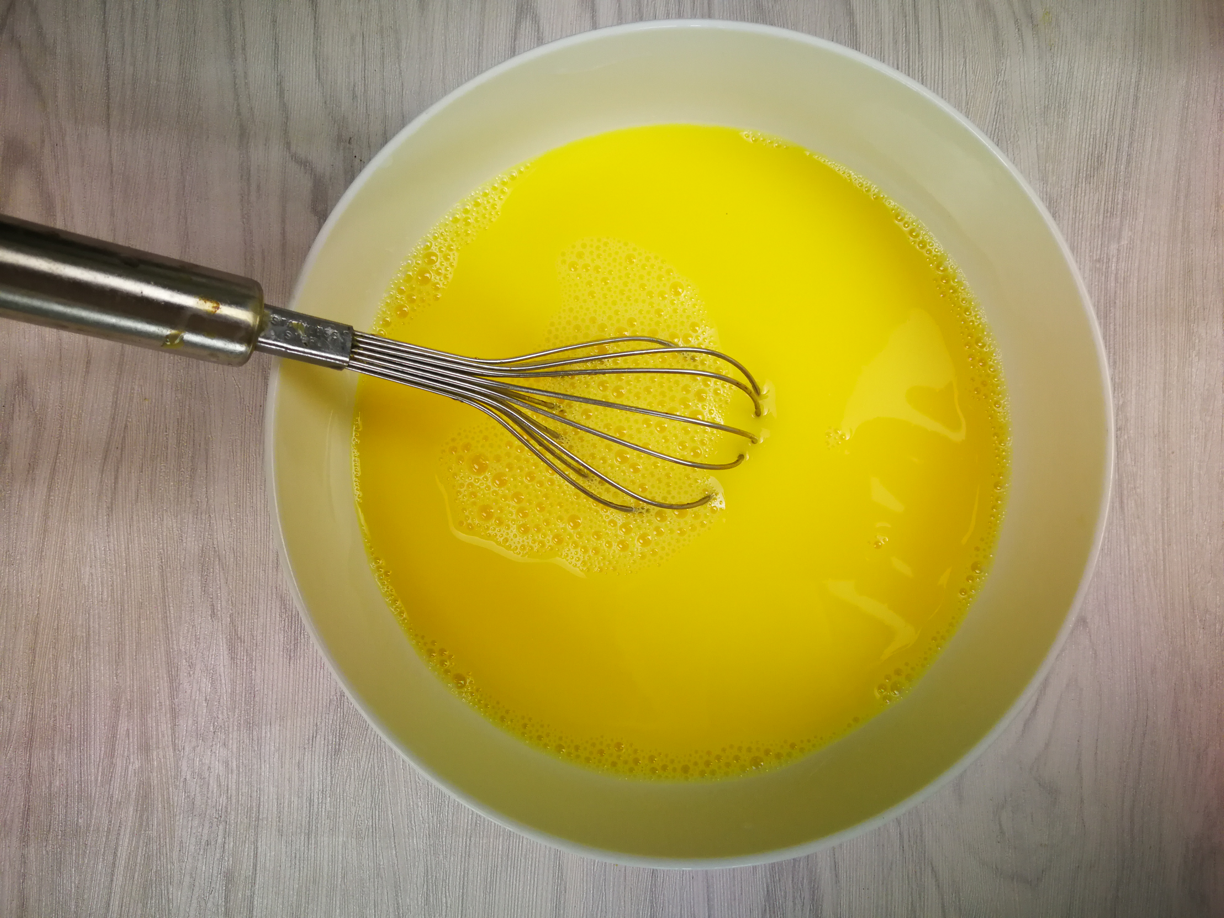 怎么做虾仁蒸糕好吃,家常虾仁鸡蛋糕做法