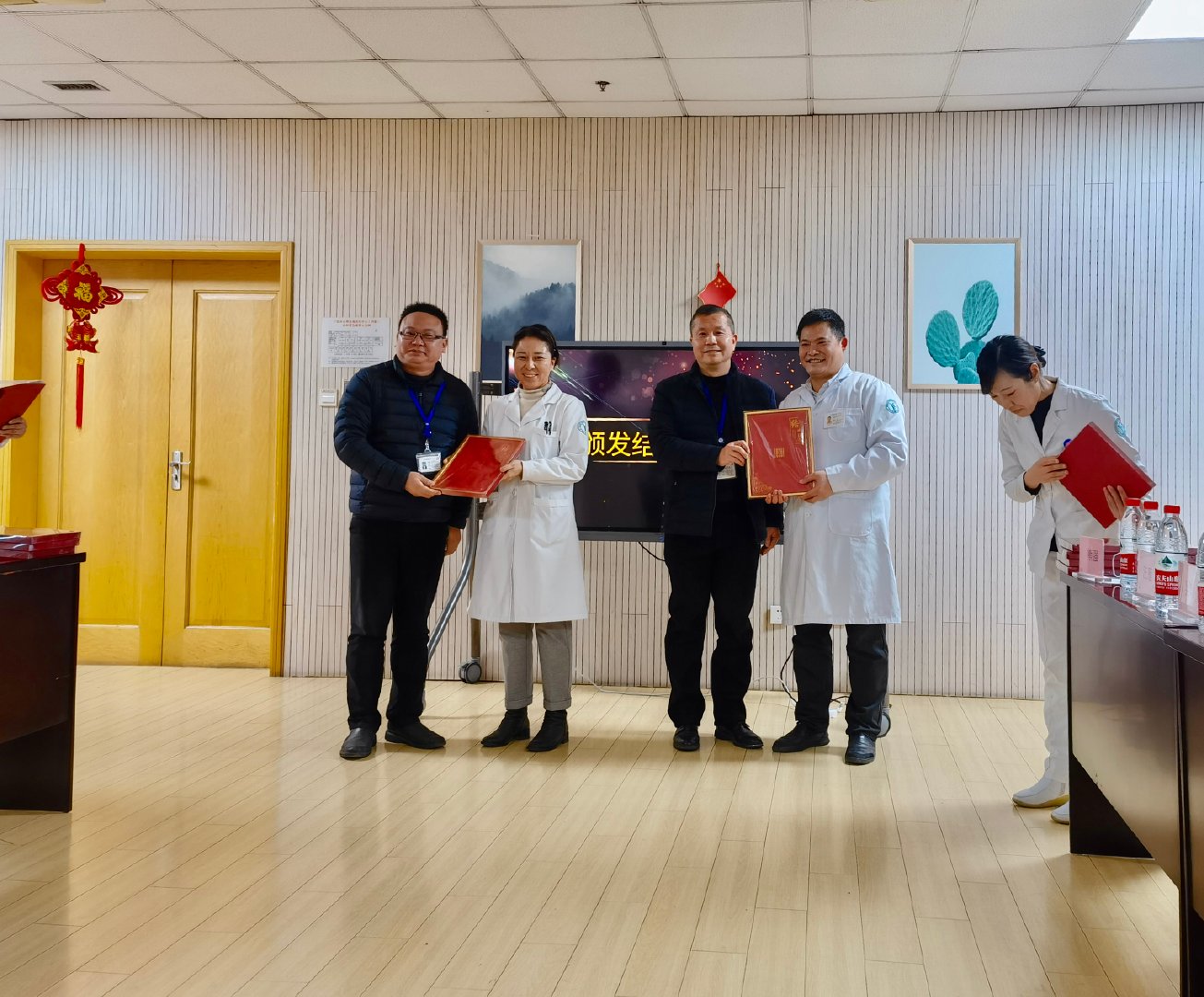 宁波康宁医院青少年心理咨询医生,宁波市康宁医院心理医生