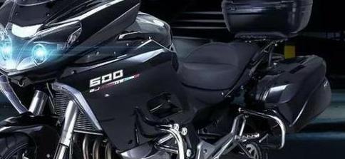 黄龙600有什么缺点和优点,黄龙600巡航和春风650国宾怎么选