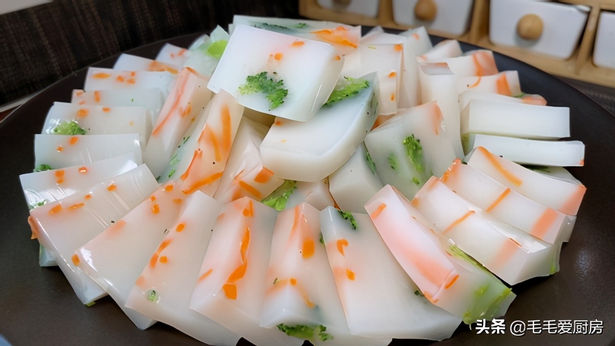 猪皮冻不去掉肥肉直接做可以吗,猪皮冻不放凝胶能做吗