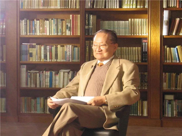 金庸评价王朔完整版,金庸评价王朔的视频