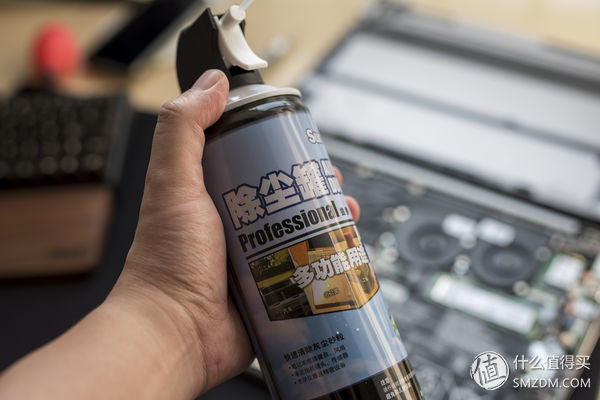 怎么清理笔记本电脑的灰尘,笔记本电脑太慢了怎么清理