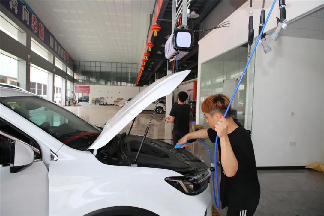 大发现！石湾附近这里居然藏了个14000㎡汽车城！赶紧了解